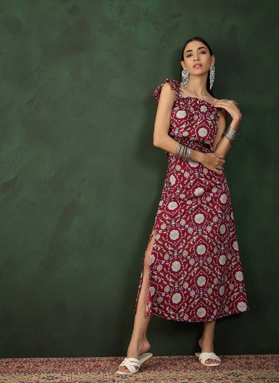 Crepe Kurtis Manufacturers in Daulatabad