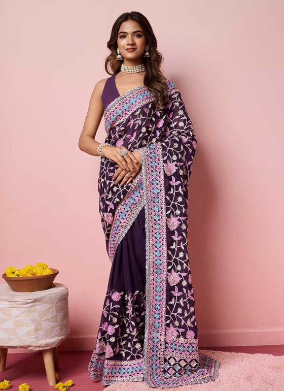 Designer Sarees Manufacturers in Maheshwar