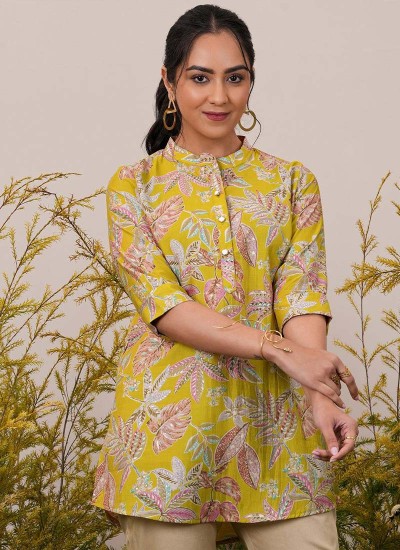 Half Sleeve Kurtis in Surat