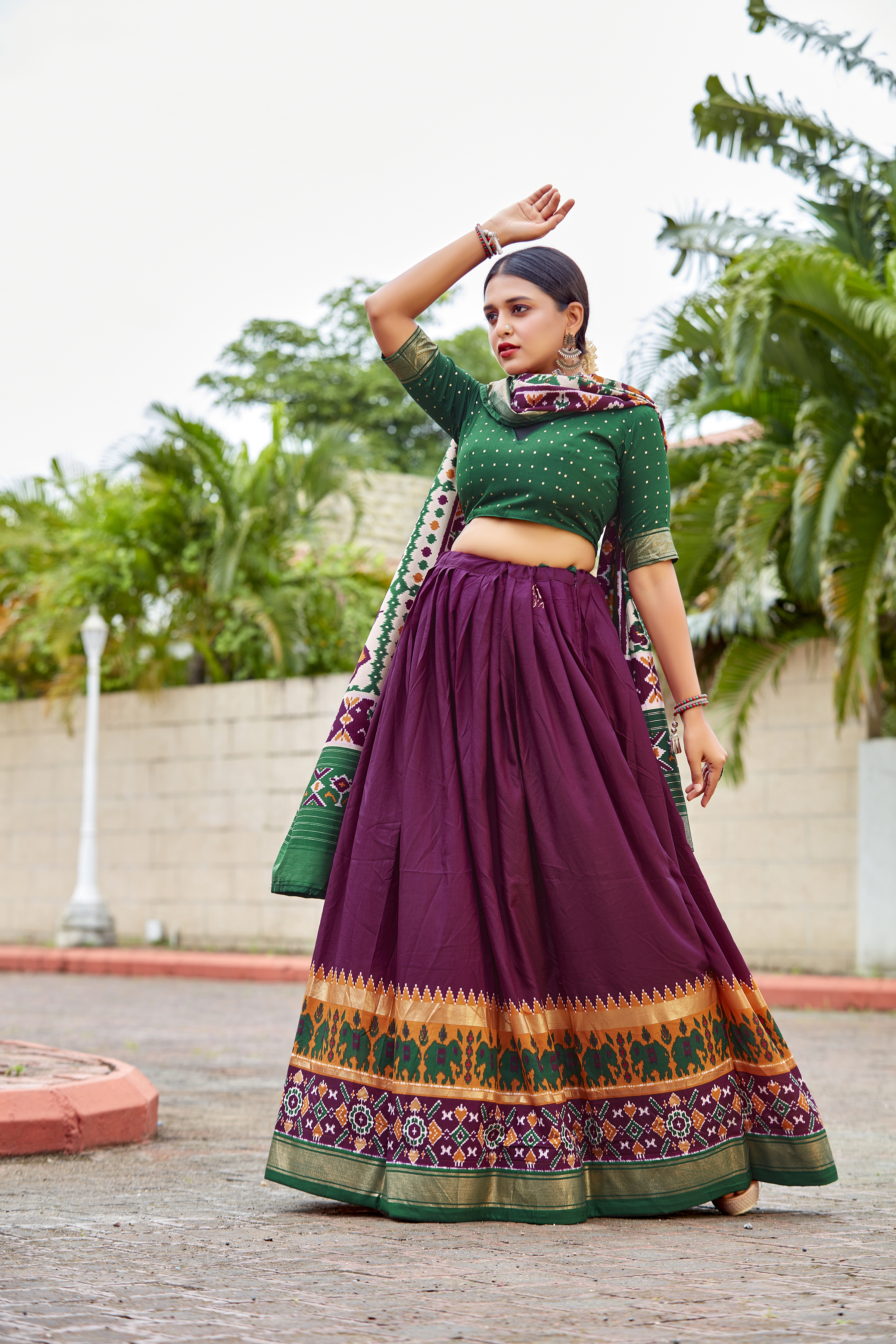 Partywear Fine Color Designer Choli Manufacturers, Suppliers in Rajasthan