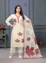 Chikan Kari Kurti with Exquisite Embroidery