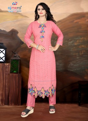 Classic Lakhnavi Kurti with Authentic Chikankari Embroidery Manufacturers, Suppliers in Surat