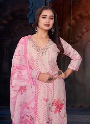 Elegant Handwork Kurti with Intricate Detailing Manufacturers, Suppliers in Surat