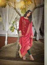 Embroidered Kurti – Classic Elegance with Modern Flair