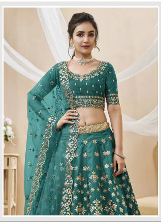 Lehenga Choli In Fine Colored Manufacturers, Suppliers, Exporters in Indonesia