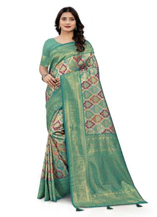 Lowest Kanchipuram Saree – Affordable Elegance in Traditional Silk Manufacturers, Suppliers, Exporters in Italy